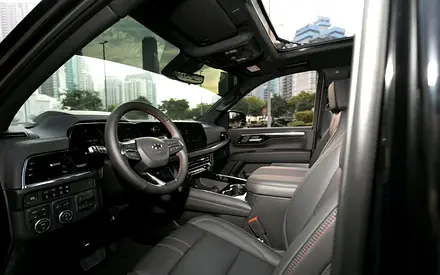2025 Chevrolet TAHOE 照片 4