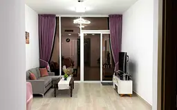 Fully Furnished | Corner Unit | Closed Kitchen