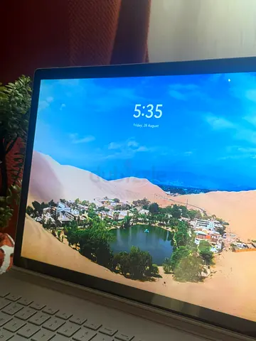 Surface Book 2 15" | i7 | GTX 1060 | 512GB SSD negotiable price