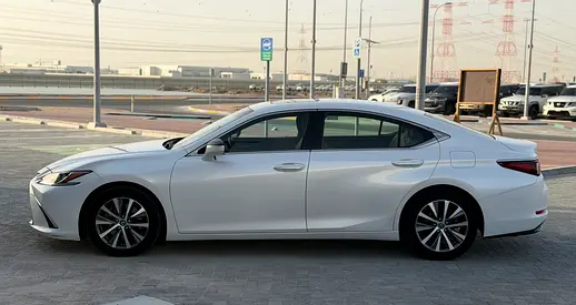 صورة 3 لـ 2019 Lexus ES-SERIES