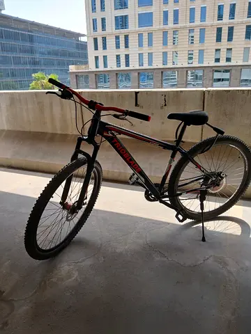 Used mountain bike - 26" frame, front suspension, good condition