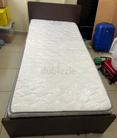 Single Bed with Matress
