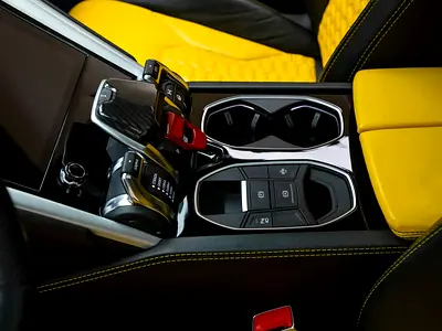 2020 Lamborghini URUS 缩略图 13