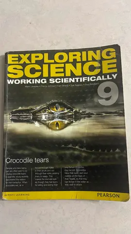 Exploring Science 9 Textbook : Working Scientifically (Pearson)