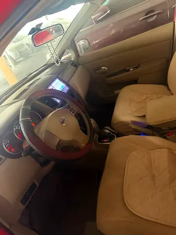 صورة 9 لـ 2013 Nissan TIIDA