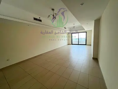 ثلاث غرف وصاله القصباء تكيف وباركينج وجيم ومسبح مجاني غرفة خادمه ماستر بلكونه خزائن بالخائط اطلاله بحريه