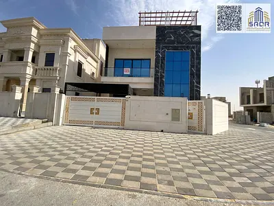 An excellent opportunity for families looking for a large villa with strong specifications and a co