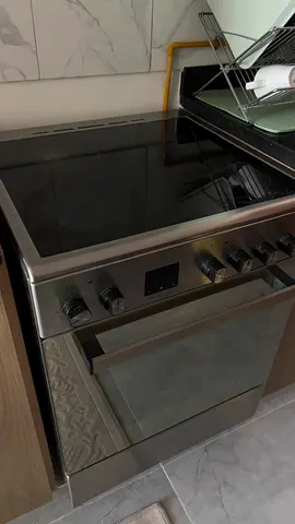 Stainless Steel Electric Range with Glass Ceramic Hob and Oven - Good Condition