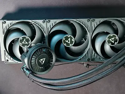 Arctic Liquid CPU Cooler 420mm AIO with Triple Fans (Used)