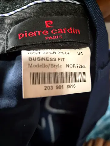 Pierre Cardin women's business blazer / suit jacket - size 34