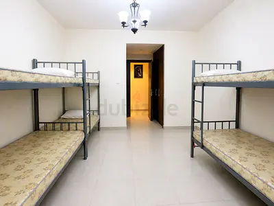 Near Metro Excutive Bachelor Room For Rent