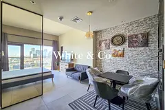 Stunning Studio | Balcony | City Views