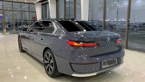 BMW 7 Series 735Li, миниатюра 6