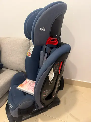 Joie convertible infant/toddler car seat - good condition