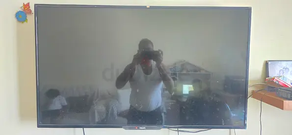 43 inch Wall-Mounted LED TV 3D (Used) - Good Working Condition