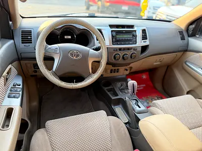 صورة 13 لـ 2013 Toyota FORTUNER