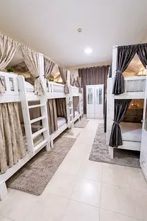 SPACIOUS BEDSPACE NEAR MALL OF THE EMIRATES
