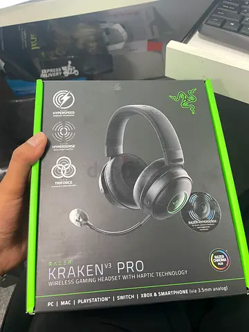 Razer Kraken V3 Pro Wireless Gaming Headset - Like New