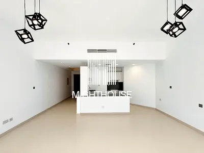 STUDIO | 1 MIN FROM METRO | HIGH ROI