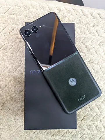 Motorola RAZR 60 Ultra (512GB)