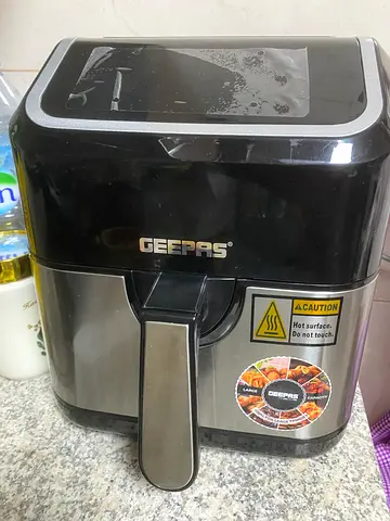 Geepas Air Fryer 5L – Silver & Black – Excellent Condition