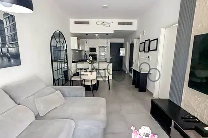 1+Maid | Furnished | Corner Unit