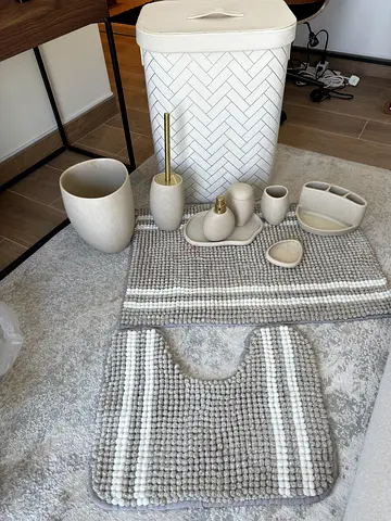 Used Bathroom Accessories
