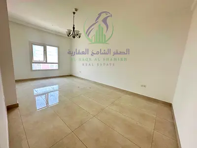 غرفتين وصاله للايجارالسنوى فى المجاز2 بإمارة الشارقه باركن مجانى بلكونه اطلاله مفتوحه تشطيبات حديثه موقع مميز قريب الى حديقه المجاز