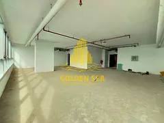 OFFICE SPACE VACANT| GREAT LOCATION| INSIDE PANTRY N WASHROOM| 1 CAR PARKING
