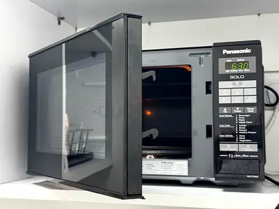 Panasonic 20L Solo Microwave