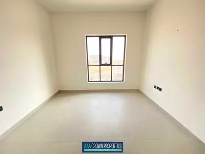 🏡 Spacious 2BR | 3 Bathrooms | AED 65,000/Year | Free Parking