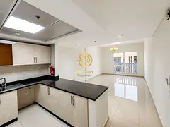 Book Now ! Close To Circle Mall | Bright And Elegant | Huge Balcony