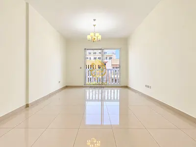 Book Now ! Close To Circle Mall | Bright And Elegant | Huge Balcony