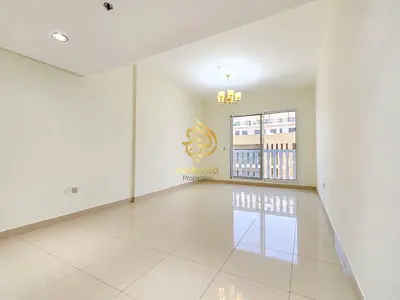 Book Now ! Close To Circle Mall | Bright And Elegant | Huge Balcony