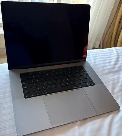 Pristine MacBook Pro 16" M2 Max (38-Core GPU) | 32GB RAM | 1TB SSD | AppleCare+ 2027