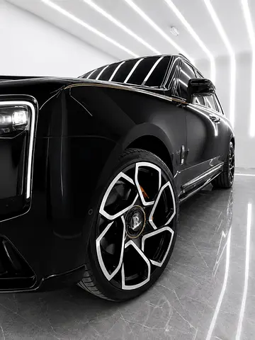 2025 ROLLS-ROYCE CULLINAN thumbnail 7