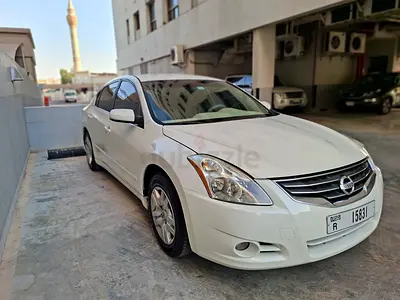 Altima 2012 GCC Specs - driven by my son, mint condition