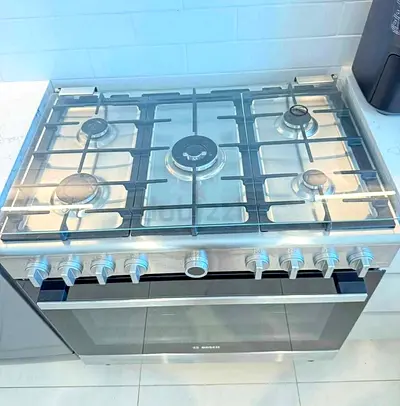 Bosch full gas cooker like new 90/60cm new model free delivery with warranty also