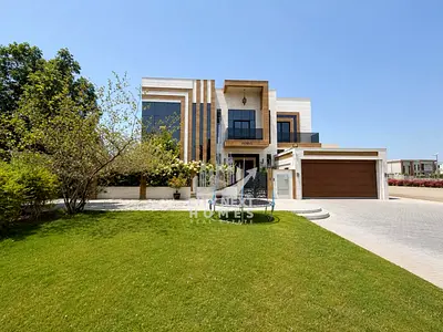Luxurious 5Br | Hall |Majlis | Maid | Garden| Pool