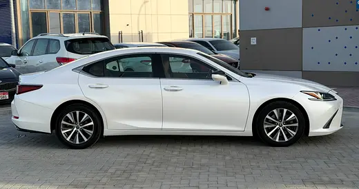 صورة 2 لـ 2019 Lexus ES-SERIES