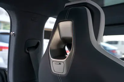 صورة 15 لـ 2024 Xiaomi SU7
