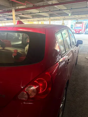 صورة 4 لـ 2013 Nissan TIIDA