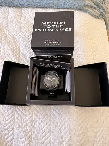 Omega Speedmaster 'Mission to the Moon' Chronograph Watch with Box