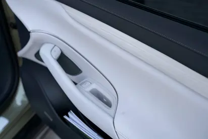 صورة 11 لـ 2024 Xiaomi SU7