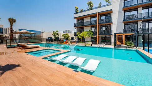 1 BHK + Maid| Quality Finishing | Near to Circle Mall