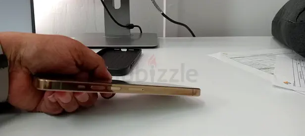 Gold smartphone - used, good condition (side view)