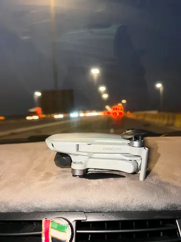 original DJI Mavic Mini (1st generation).