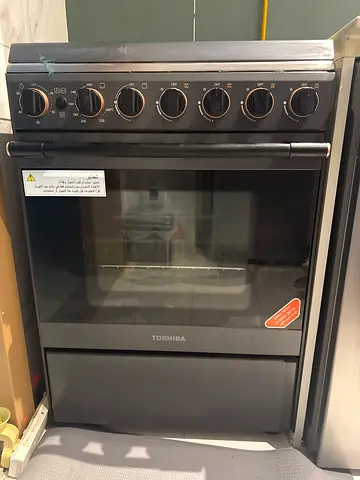 Toshiba 4-Burner Gas Hob with Glass  - Excellent Working Condition