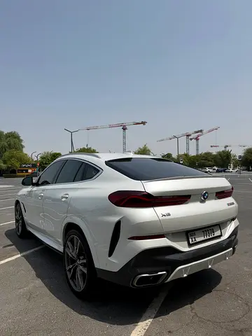 صورة 6 لـ 2022 BMW X6