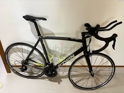 B’Twin road bike with or without aero bars — great condition - Large